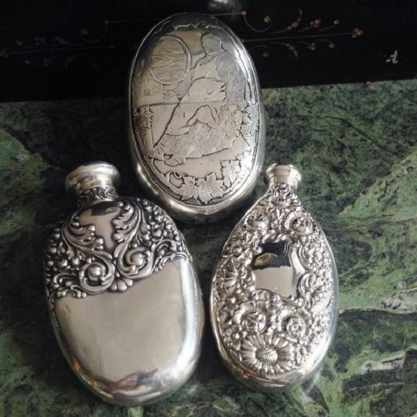 image-681029-Drinking3sterlingflasks.jpg